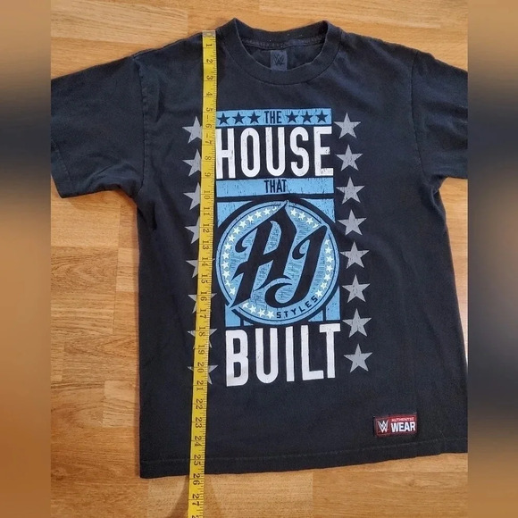 WWE Authentic Wear AJ Styles "The House That AJ Built" T-Shirt Size Medium‎ - Picture 6 of 7